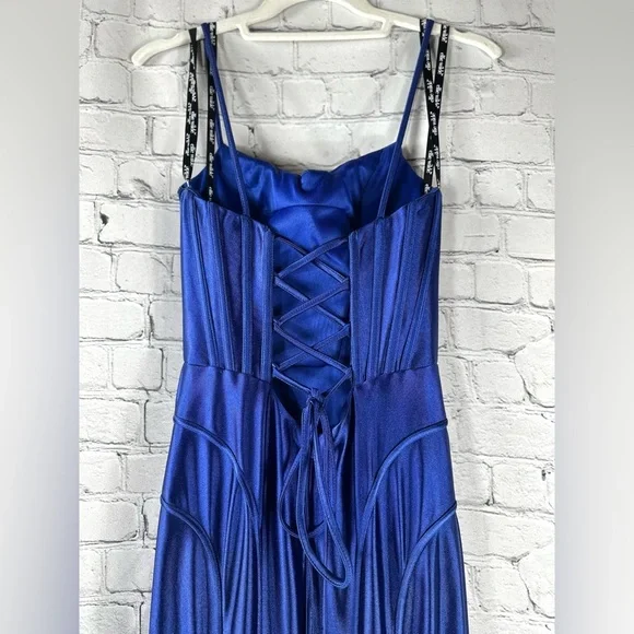 Ellie Wilde By Mon Cherie Formal Dress In Royal Blue, Size 0, EW36021